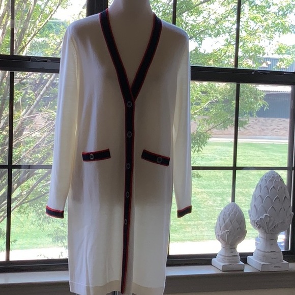 Talbots Sweaters - Gucci look like merino wool Sz large petite